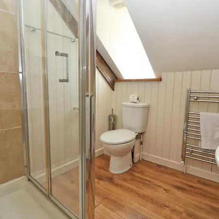 Town Centre Apartment With Parking Padstow Exterior photo